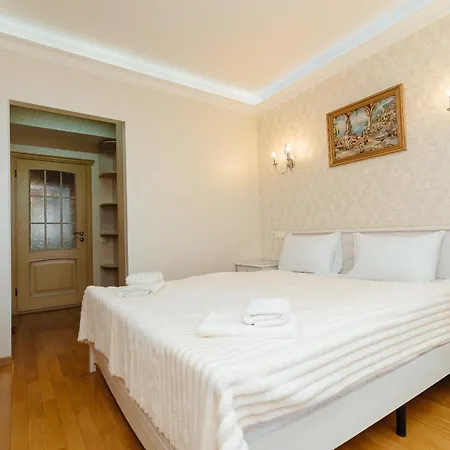 Centr Lev Tolstoi Luxrent Apartment Chisinau