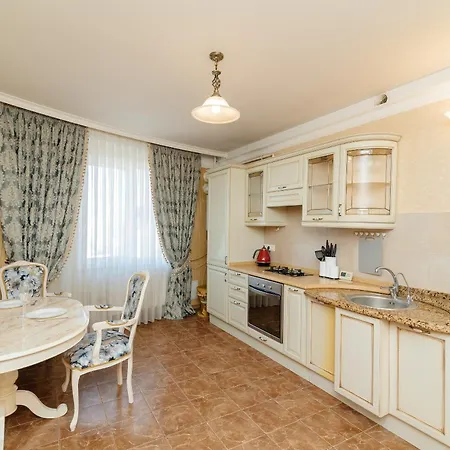 Apartment Centr Lev Tolstoi Luxrent