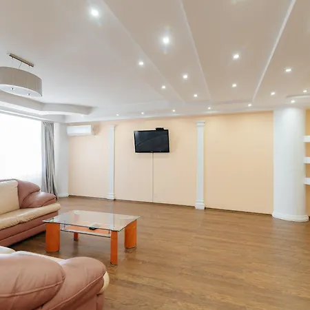 Centr Lev Tolstoi Luxrent Chisinau